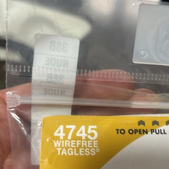 NIP Playtex 38 B 18 Hour Ultimate Lift & Support Wireless Full Coverage BRA - Picture 6 of 8